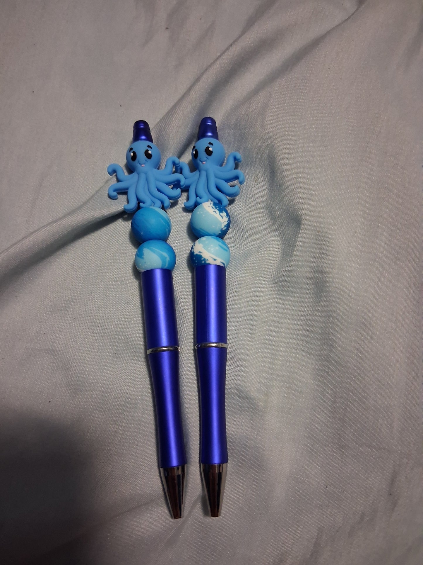 Octopus pen