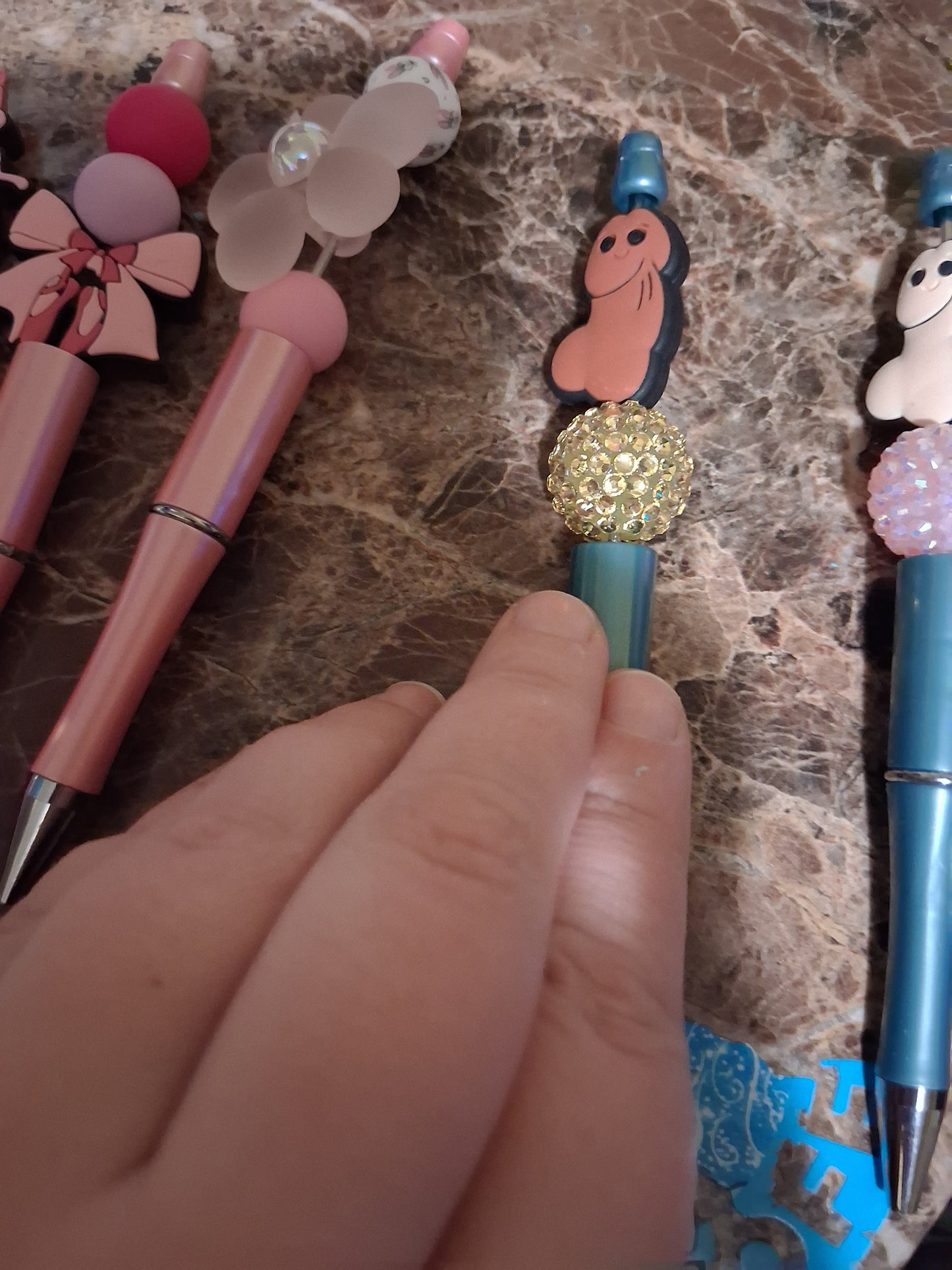 Brown p pen