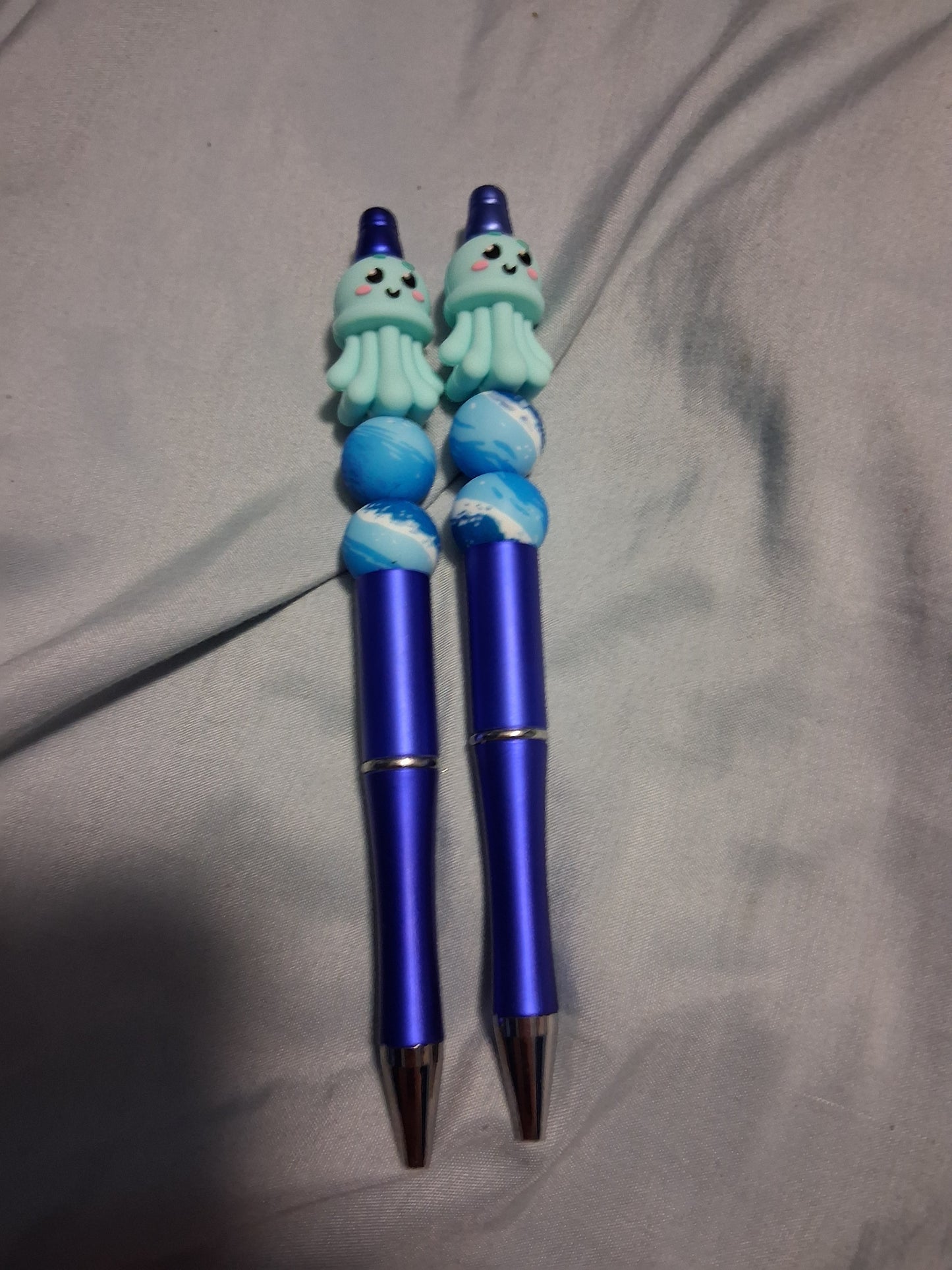 Jellyfish pen
