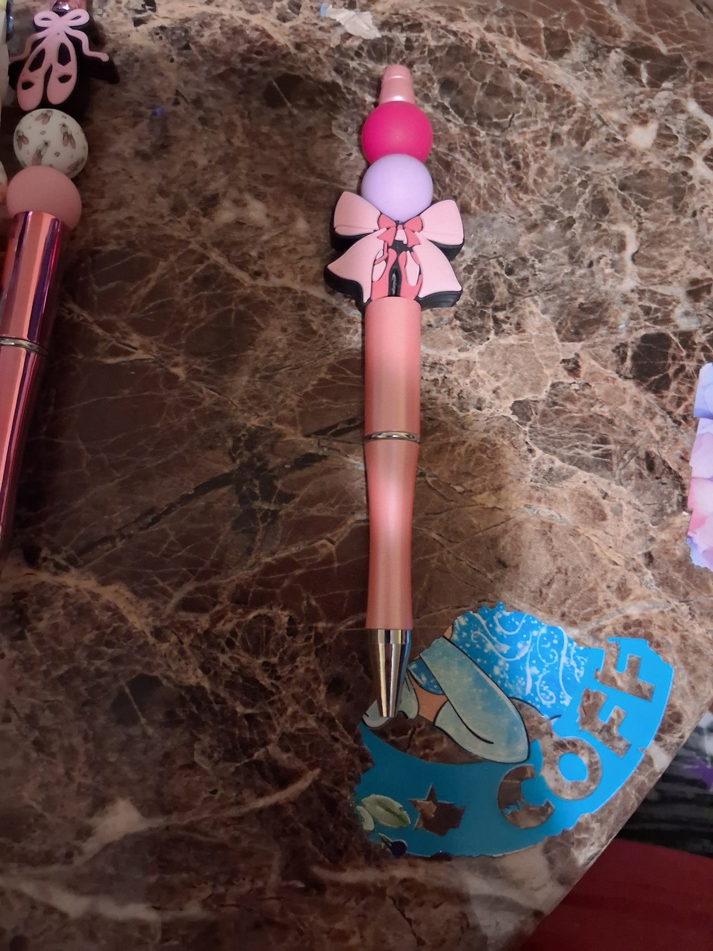 Dance bow pens